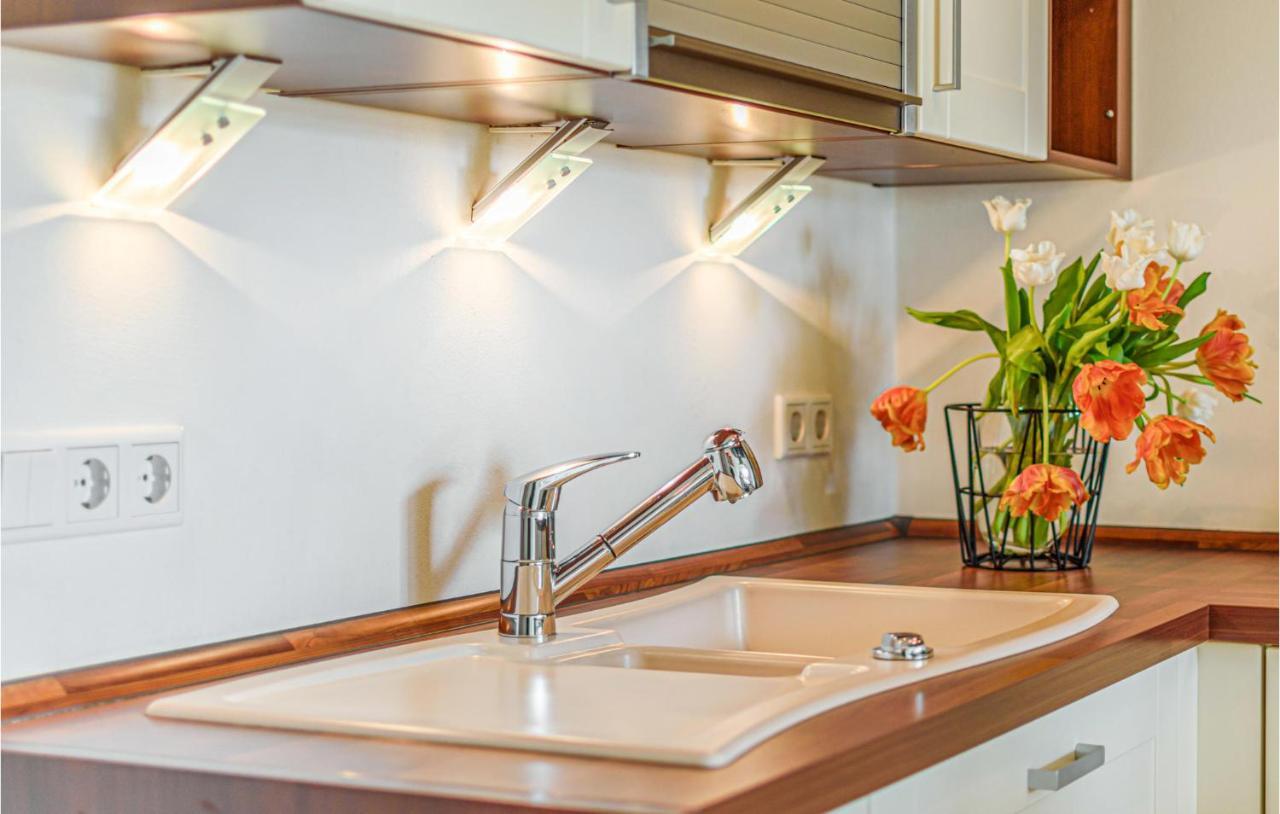 Amazing Apartment In Langenhorn With Kitchen Exterior photo